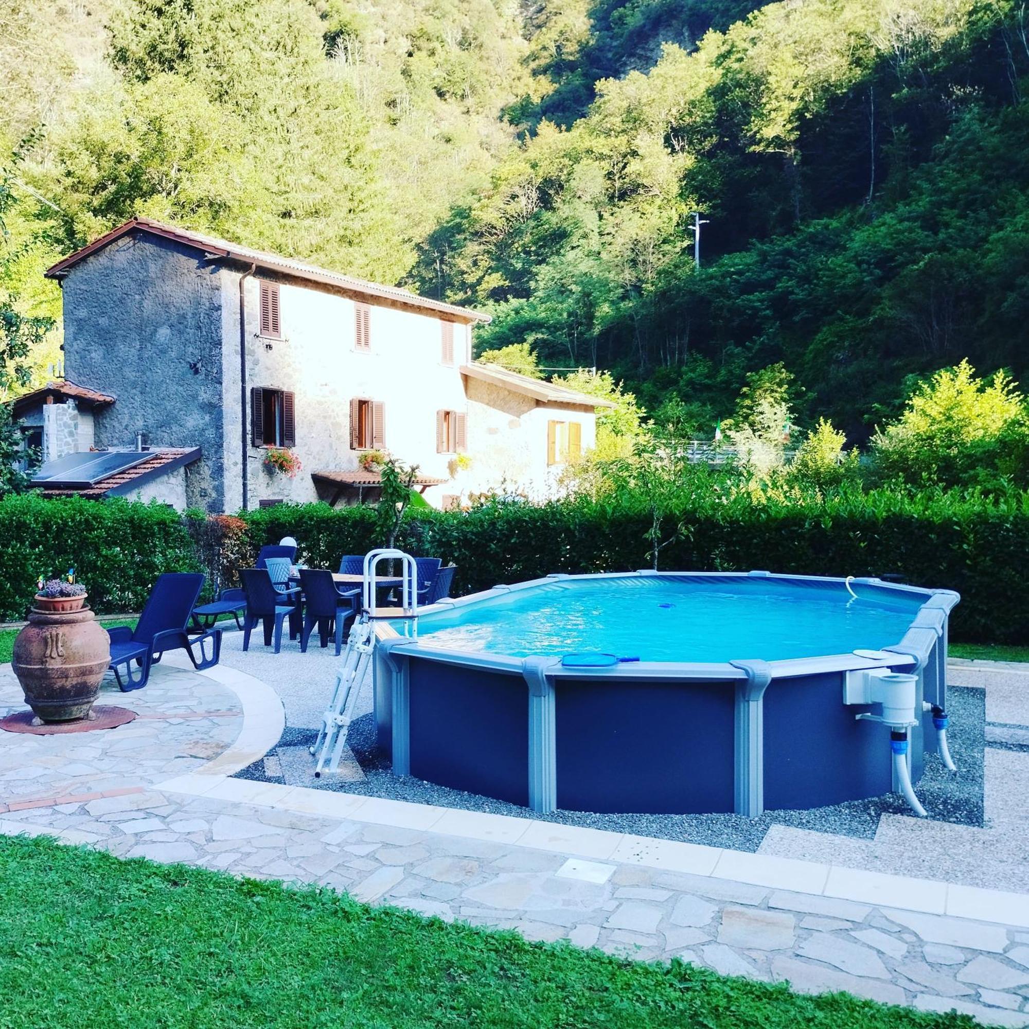 Casa Vacanze Il Boscaccio "Casa Massimo" Fornovolasco Exterior photo