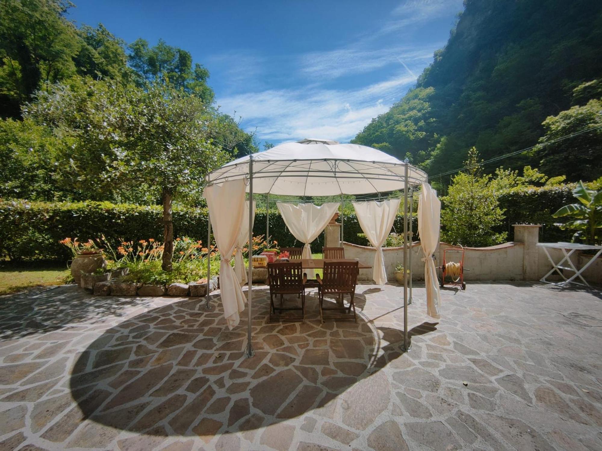 Casa Vacanze Il Boscaccio "Casa Massimo" Fornovolasco Exterior photo